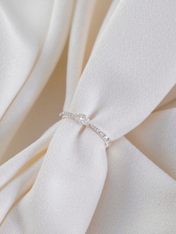 Anillo Olivia