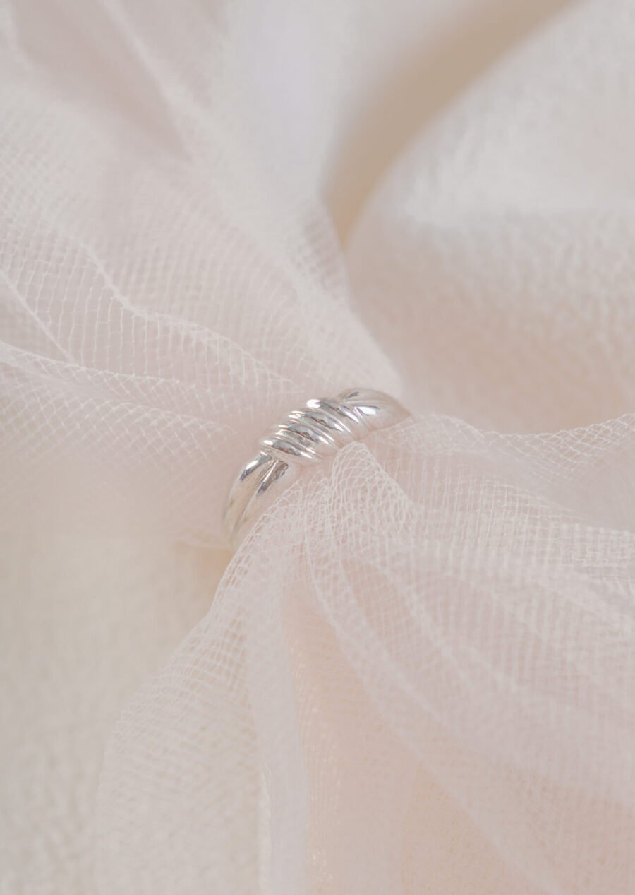 Anillo Irena