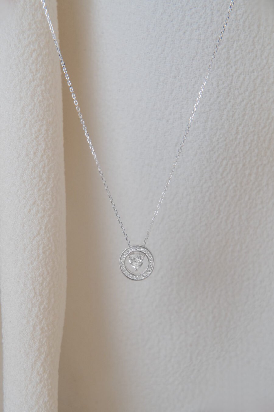 Collar Lia