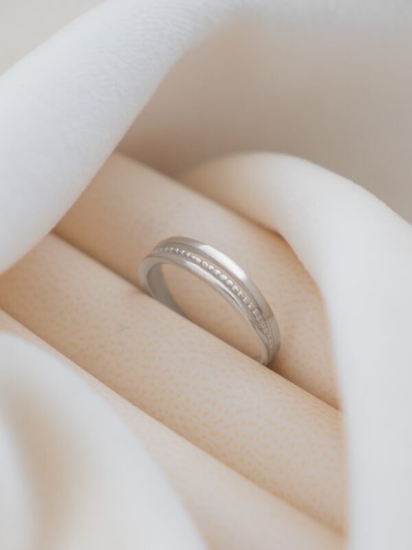 Anillo Rina