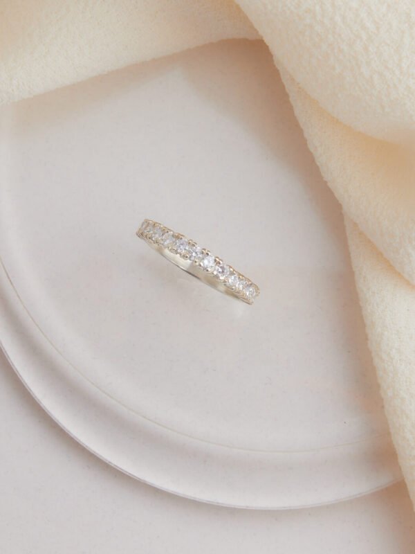 Anillo Etta